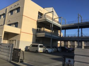 玉野市立田井小学校　1,400ｍ（徒歩18分）<br>学校教育目標：心豊かで　たくましく生きる子どもの育成