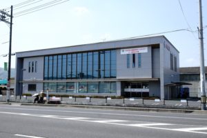中国銀行赤磐支店　670〜720ｍ（徒歩9分）<br>営業時間：店舗9：00～15：00（平日）<br>ＡＴＭ8：00～20：00（平日）<br>9：00～19：00（土・日・祝）