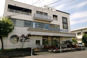 りゅうそうクリニック　490ｍ（徒歩7分）<br>診療時間：午前9：00～13：00（月・火・水・木・金・土）<br>午後15：00～18：00（月・火・水・金）<br>日・祝休診