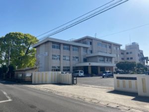 岡山市立可知小学校　1010m（徒歩12分）<br>学校教育目標：夢に向かっていきいき可知っ子<br>・やさしい子<br>・考える子<br>・たくましい子