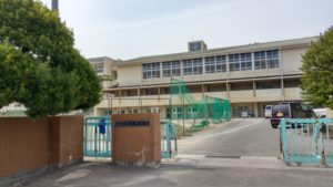 済美中学校 約800ｍ（徒歩10分）