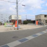 2区画分譲中です。
