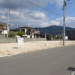 松崎小学校区の土地です。