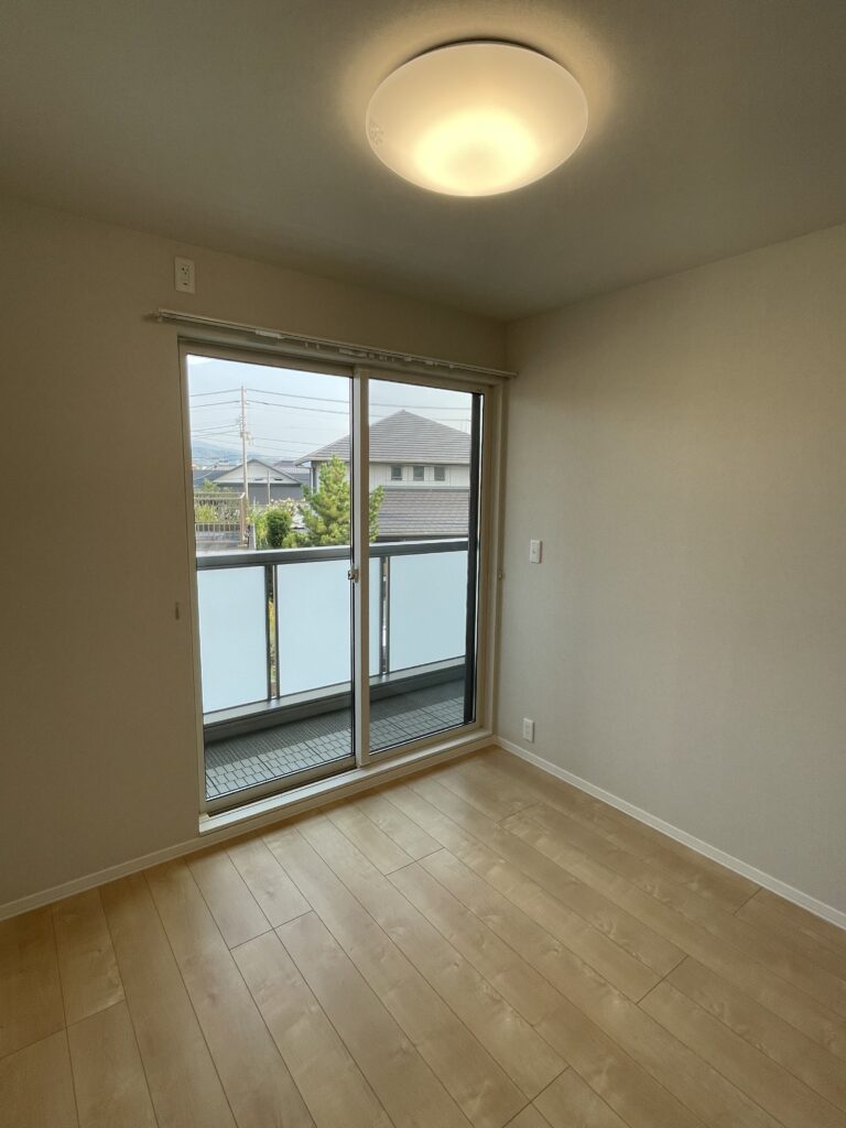南側にある子供室は常に明るいお部屋になります