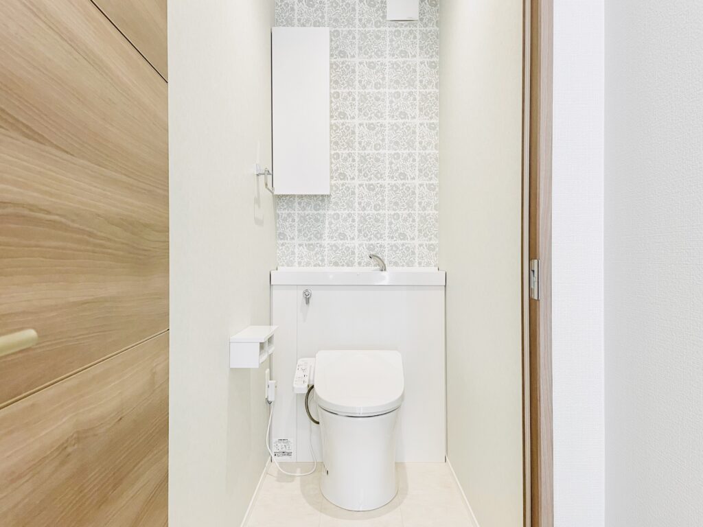 【2Fトイレ】TOTO製高機能トイレ設置