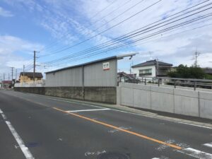 伊予鉄郡中線　新川駅　440ｍ～470m　徒歩6分