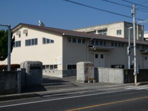 岩国市立川下中学校（約880ｍ・徒歩約11分）