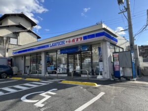 ローソンポプラ戸坂新町店　70ｍ　徒歩1分