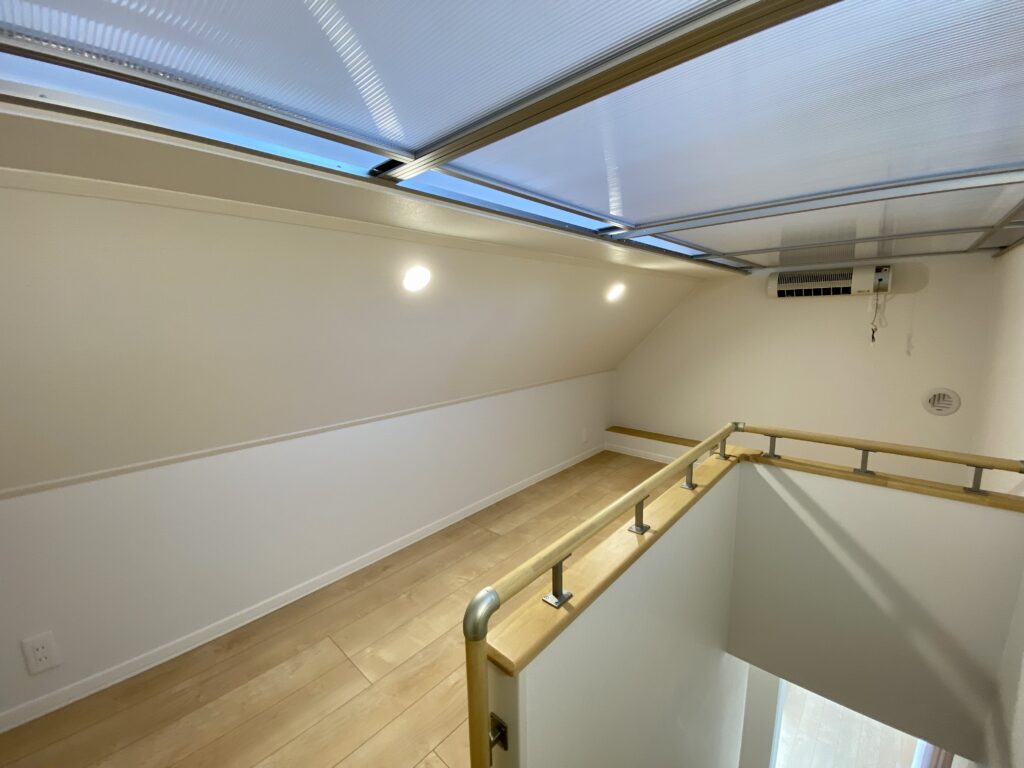 小屋裏空間