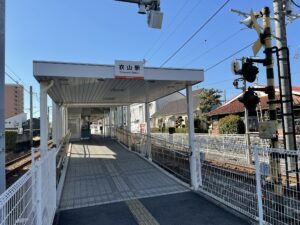 伊予鉄道 衣山駅　2730ｍ～2760ｍ　徒歩35分