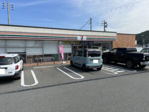 セブンイレブン防府桑南店（約580ｍ～640ｍ・徒歩約8分）／24時間営業 店休日：原則無し