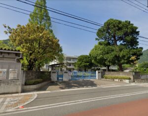 広島大学付属三原小学校<1,400～1,410ｍ/徒歩17～18分>