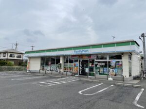 ファミリーマート兼基店　100ｍ（徒歩1分）