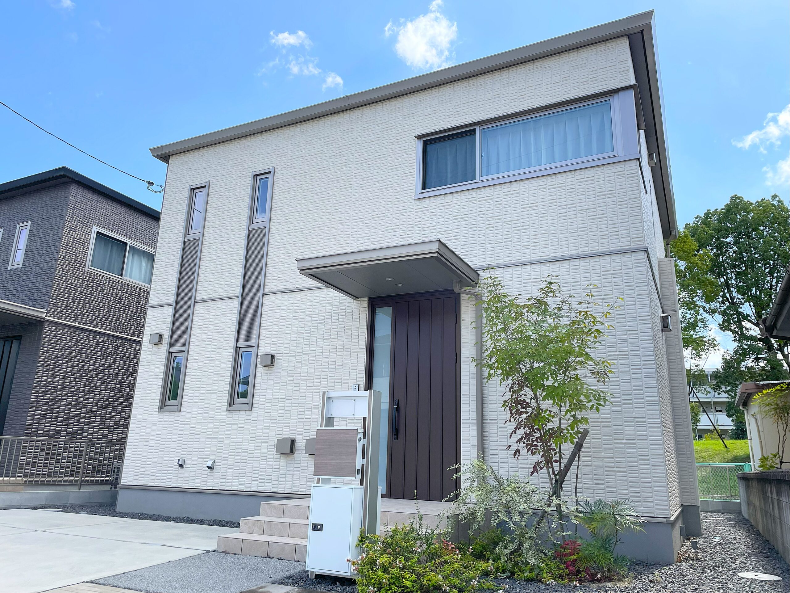 【外観】スタイリッシュでカッコイイ外観