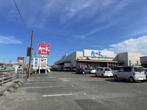 アルク小野田店まで約800ｍ（徒歩10分）／営業時間：9:00～23:00 店休日：原則無し