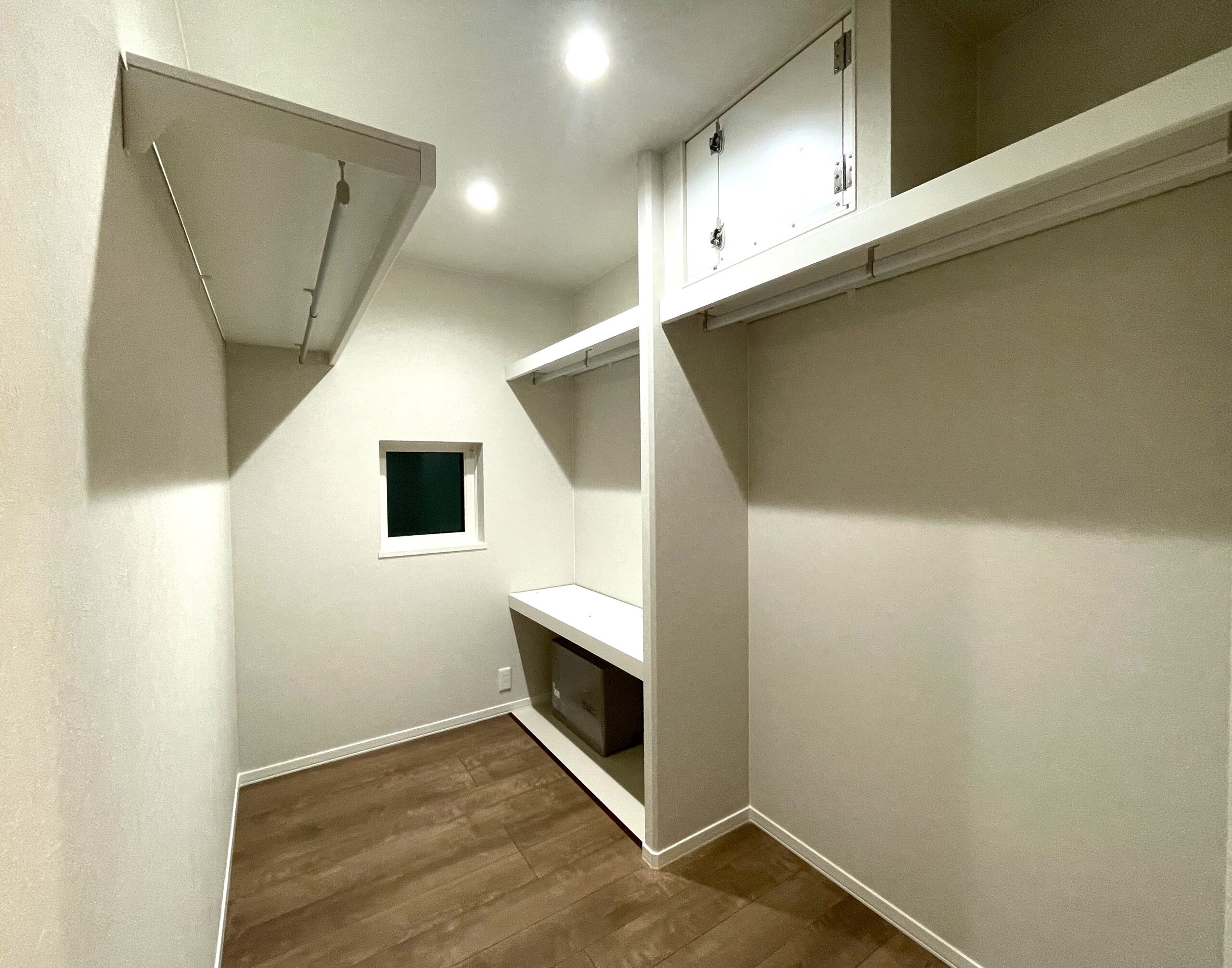 広々ウォークインクローゼット（2026.2撮影）