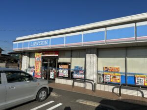 ローソン　倉敷北畝5丁目店　230～260ｍ（徒歩3～4分）