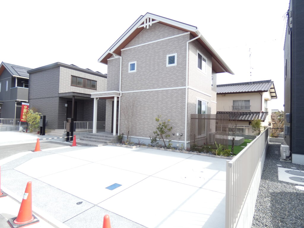 牛野谷4号地外観