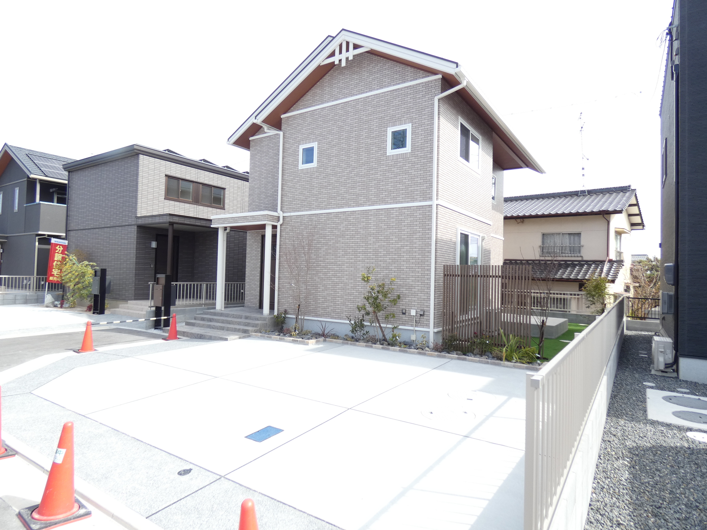 牛野谷4号地外観