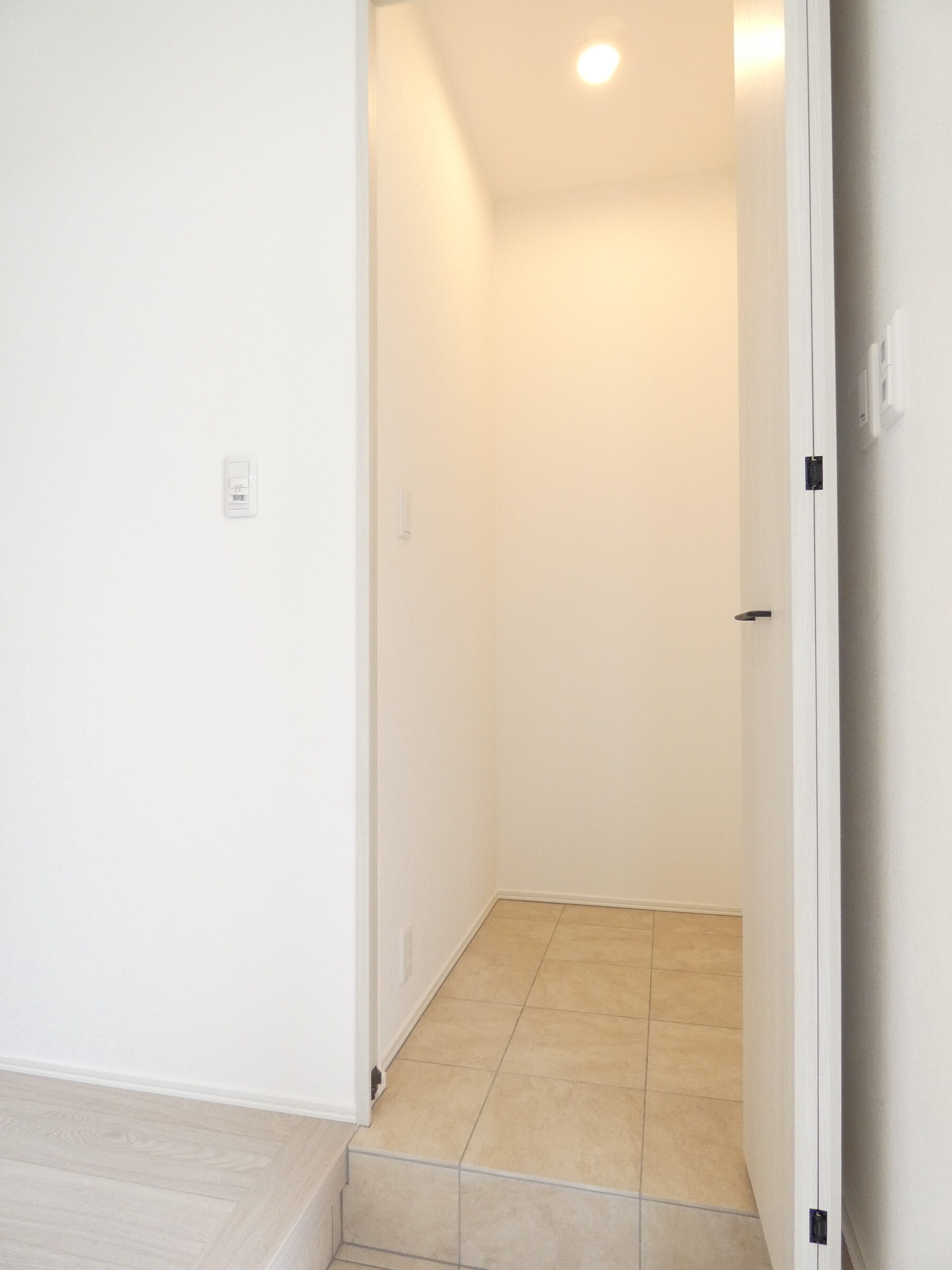 便利なタタキ納戸付きです。（2026.3撮影）