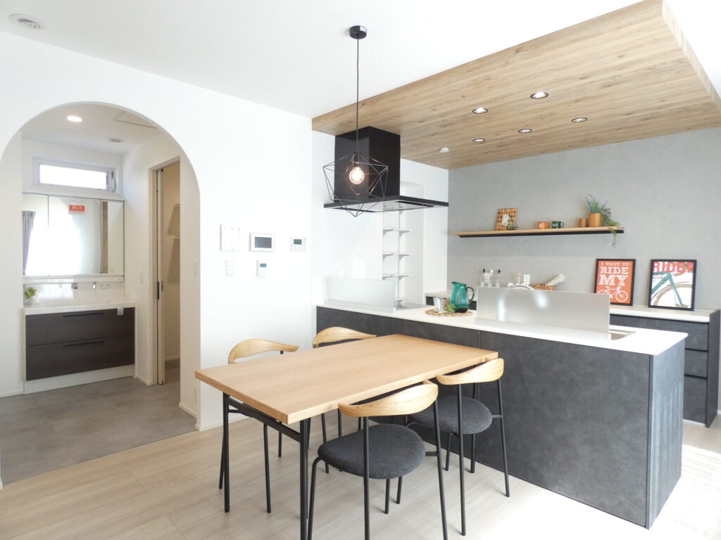 牛野谷6号地内観