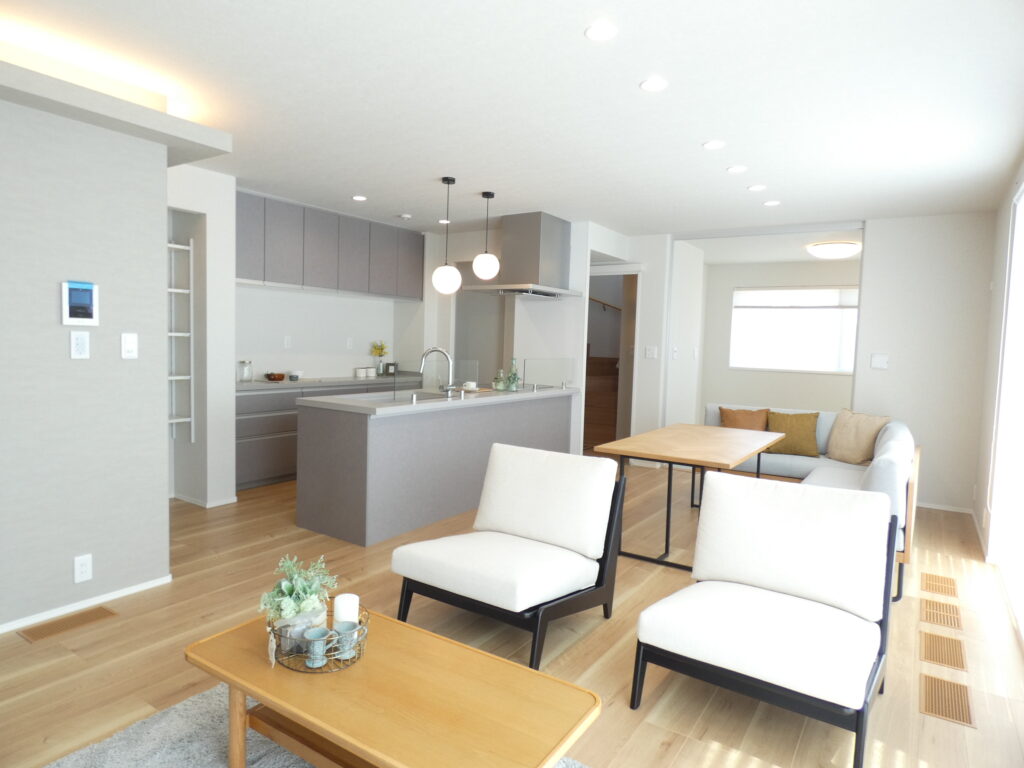 吉敷中東4号地内観