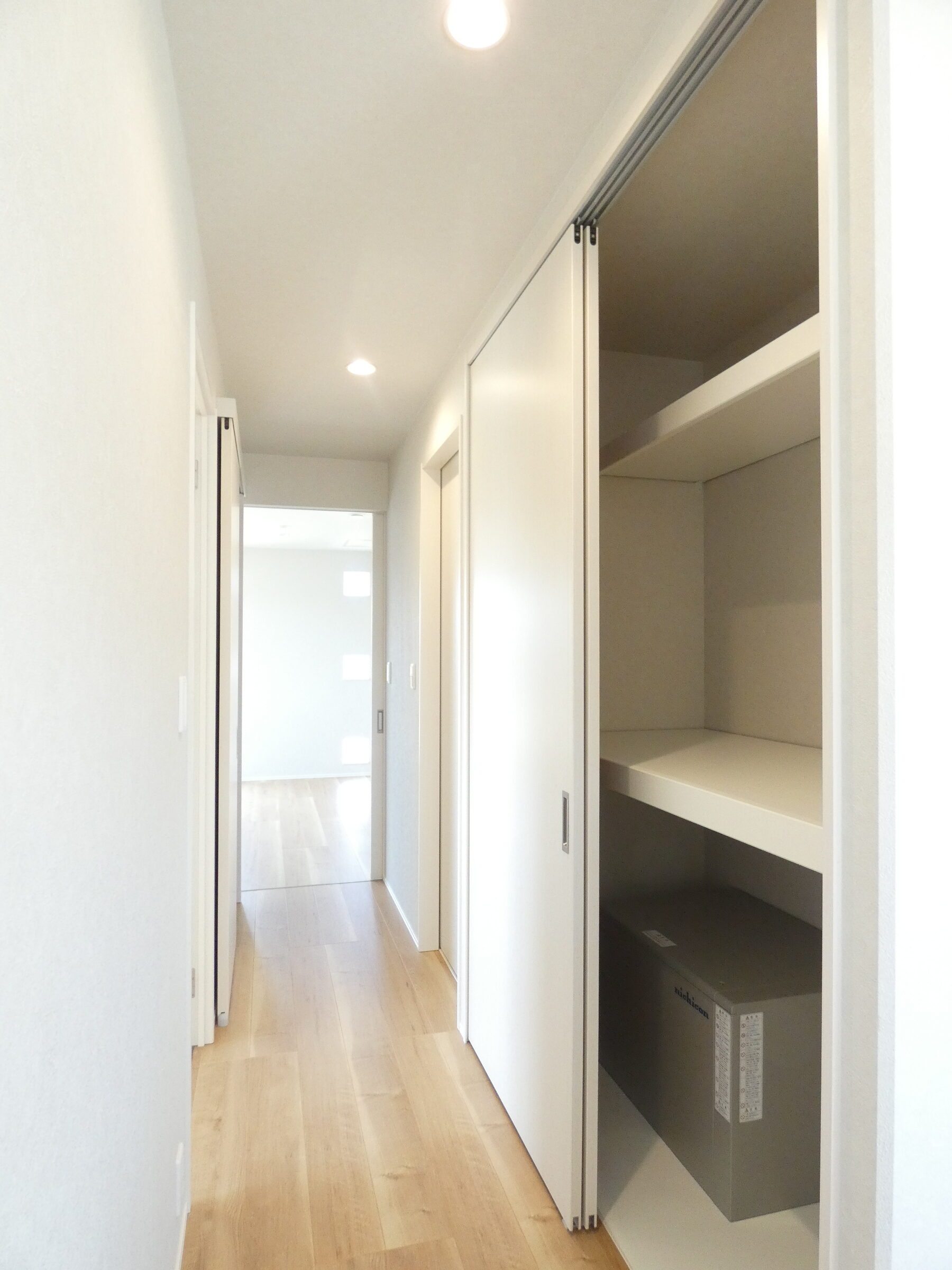 蓄電池で、停電時も快適な暮らしを実現。（2026.4撮影）