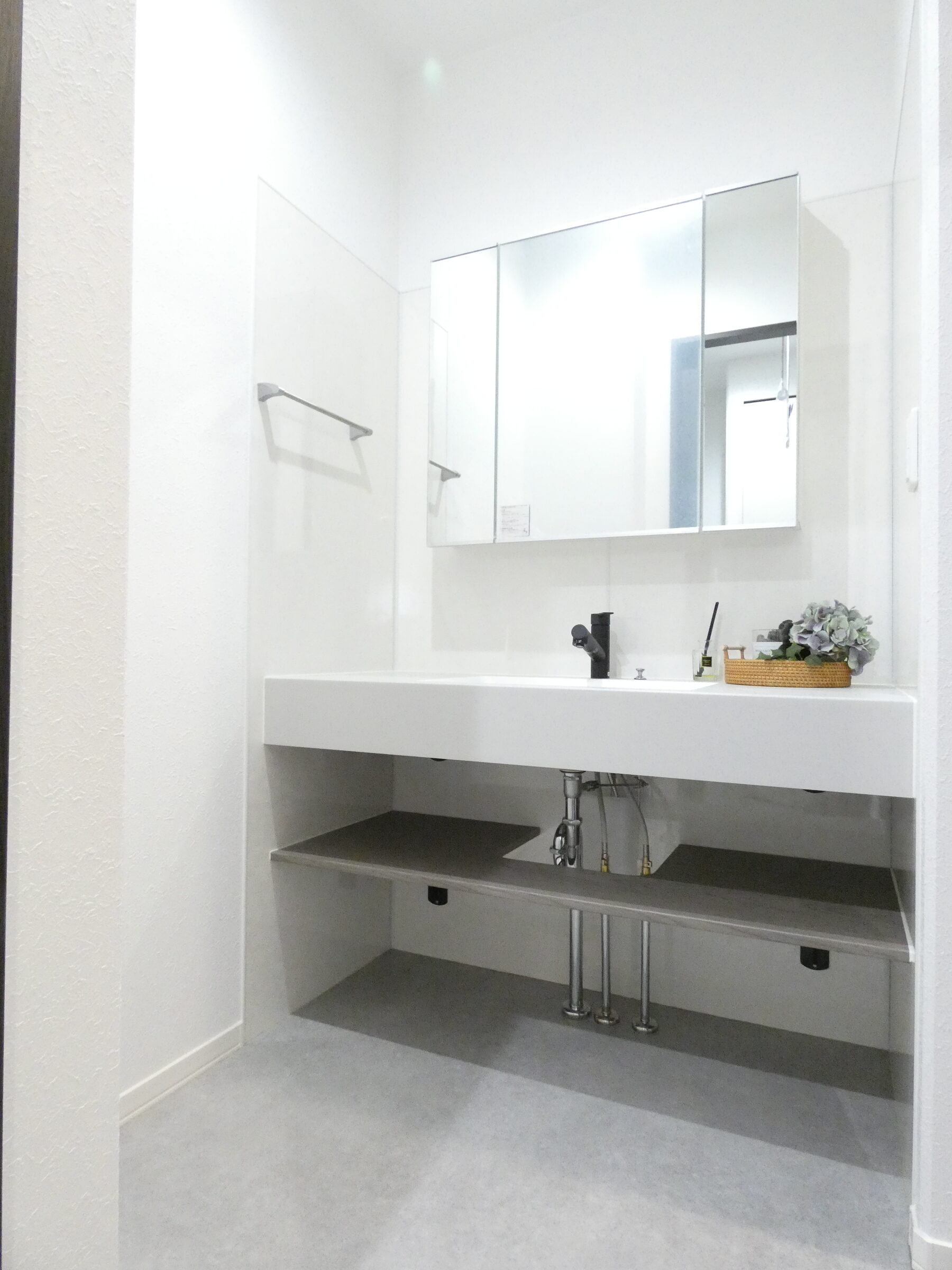 広々とした洗面台です。（2026.4撮影）