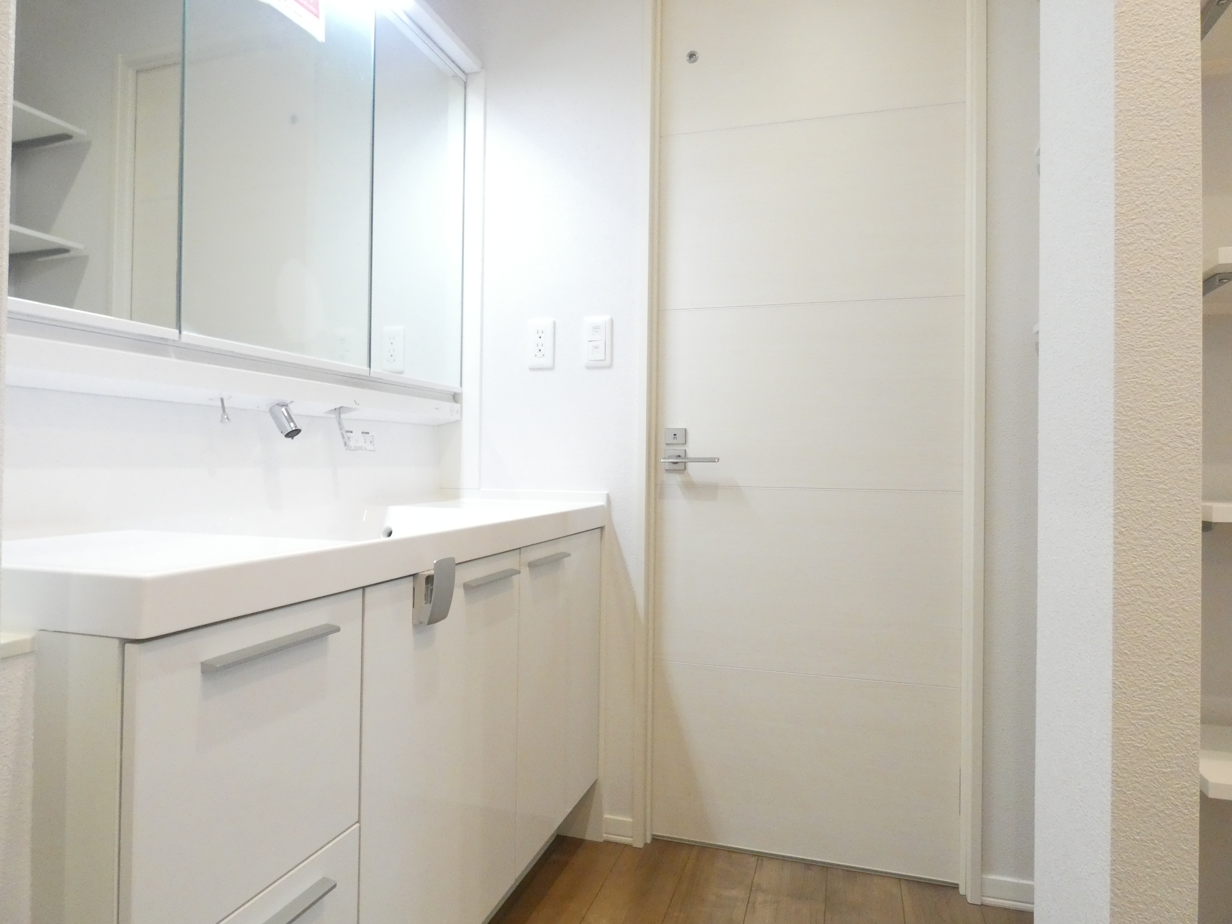 広々とした洗面台です。（2026.4撮影）