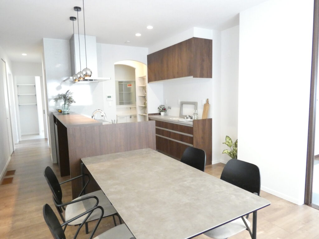 石が口5号地内観