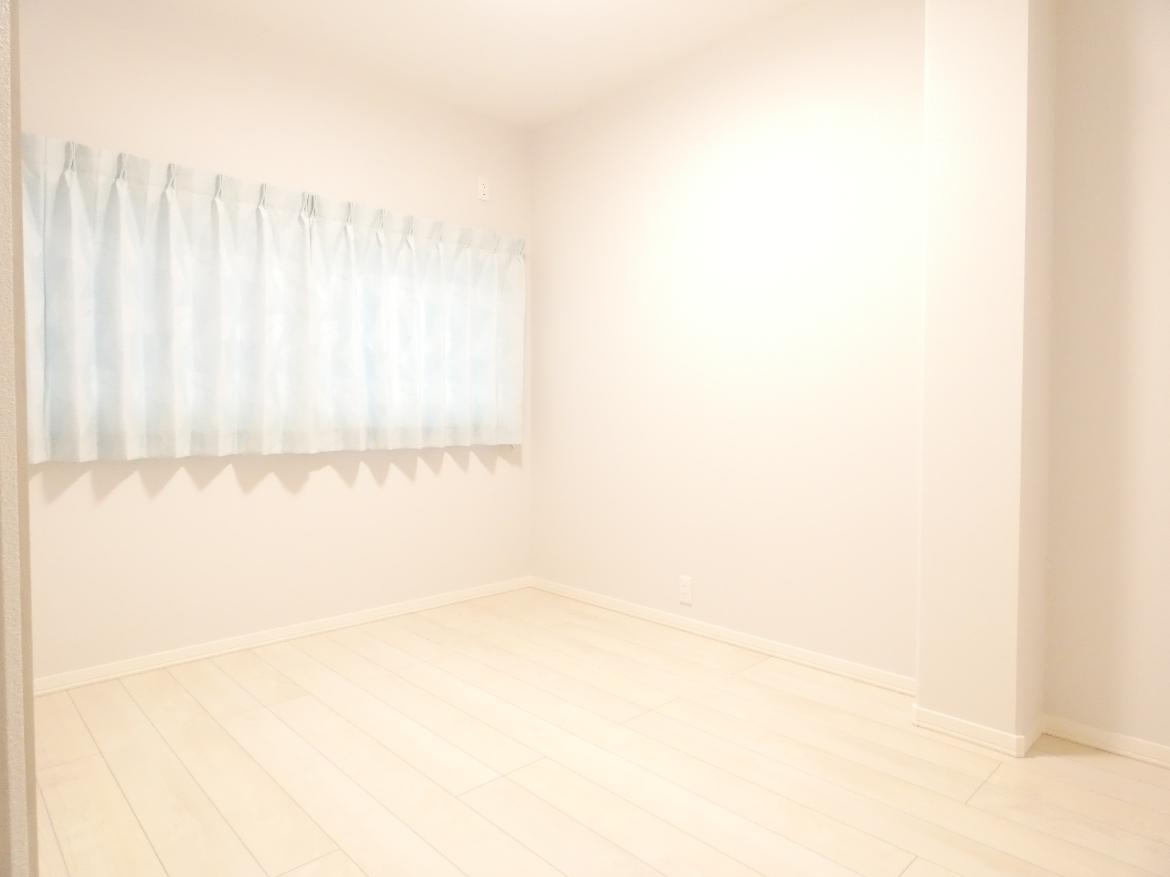 明るい子ども室です。（2026.4撮影）