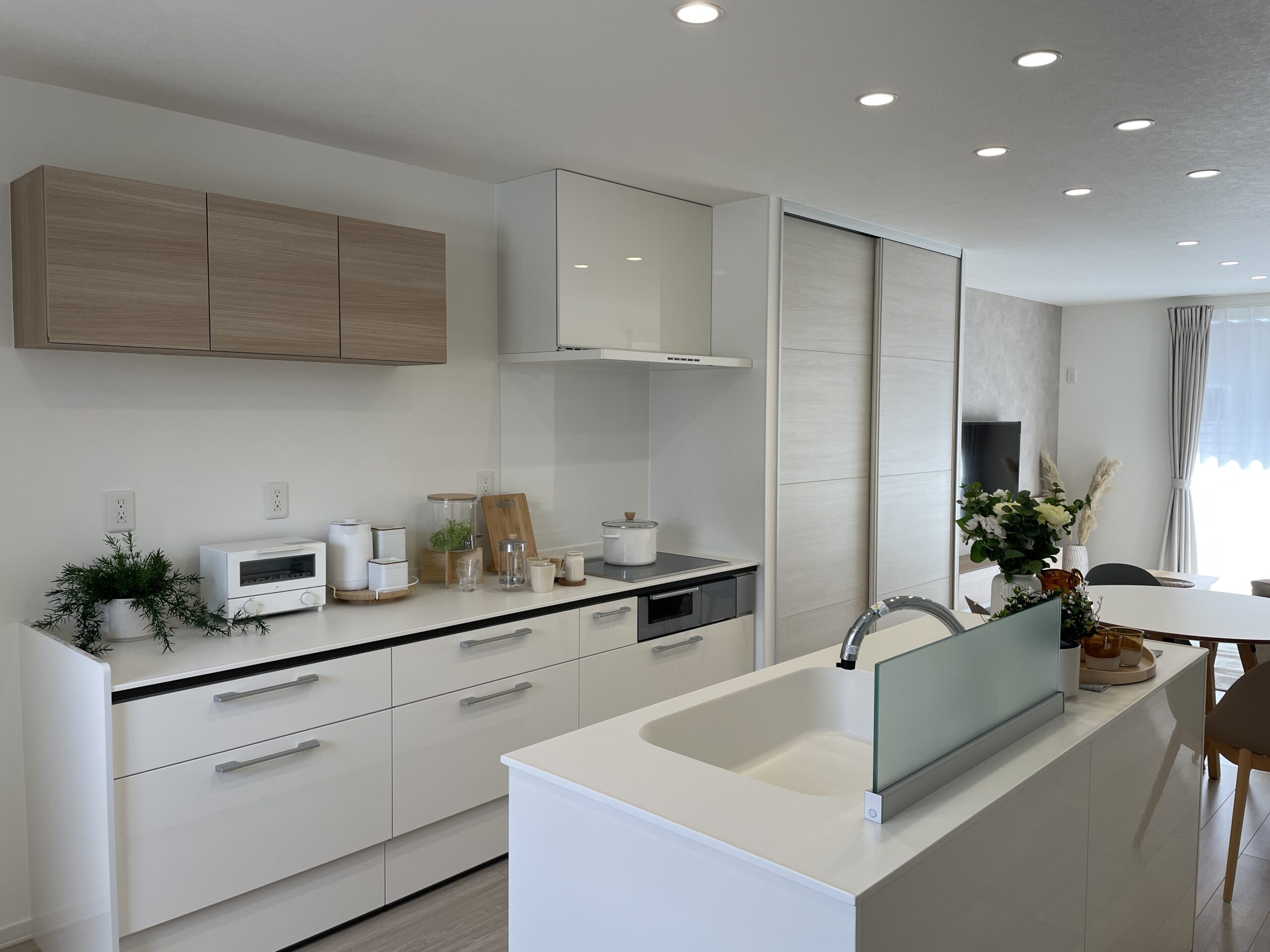 オープンキッチンは料理をしながら家族との会話が弾みます