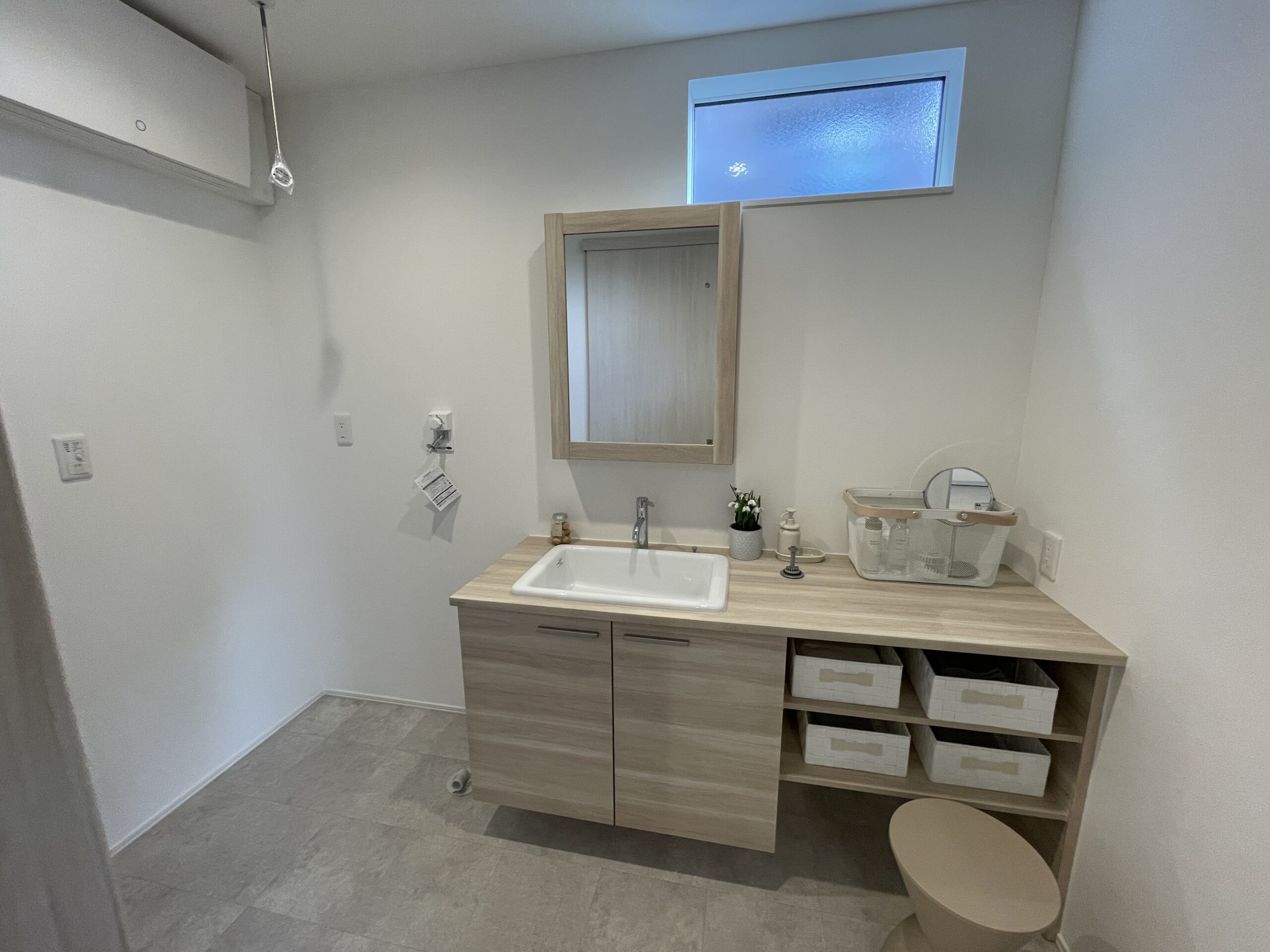 広々とした洗面室は忙しい朝も並んで使えます