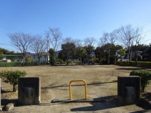 宝町公園まで約730ｍ～770ｍ（徒歩10分）