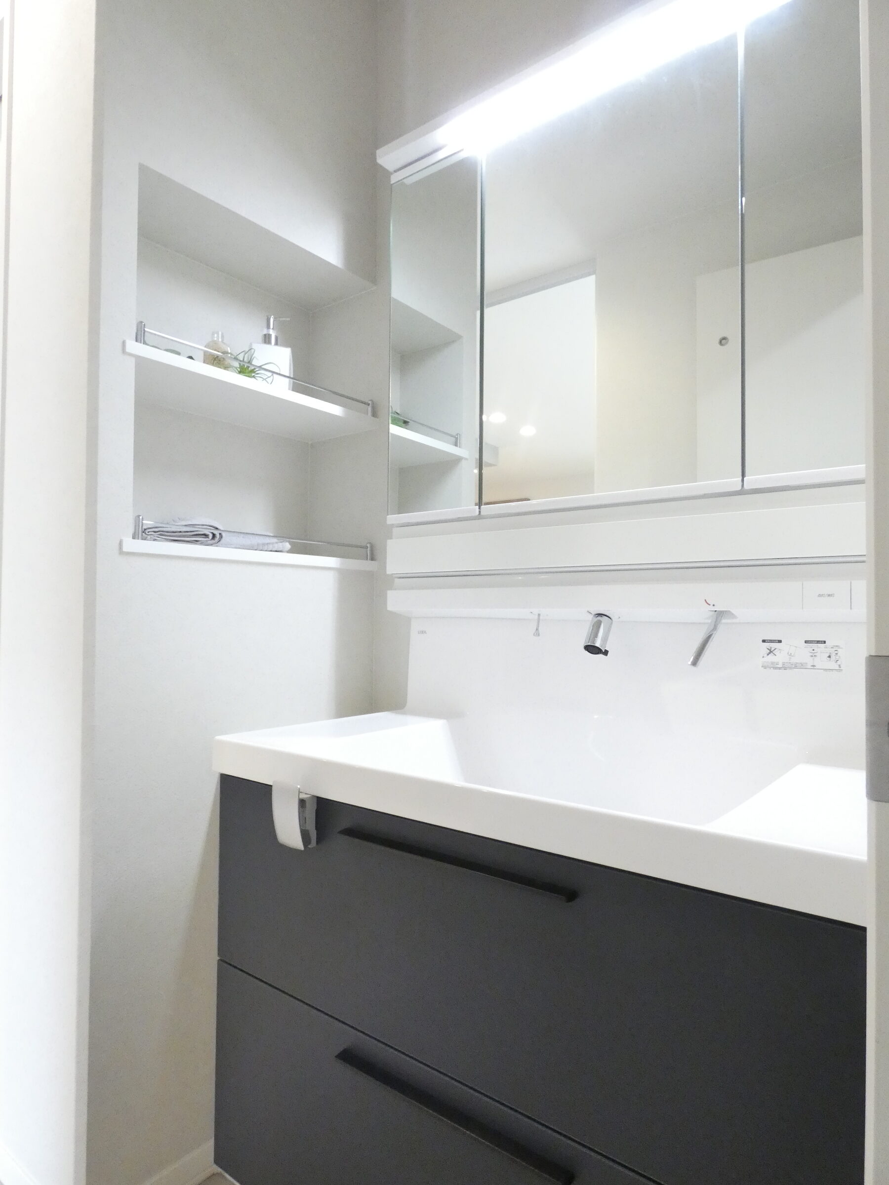 ニッチがある洗面コーナー（2026.4撮影）