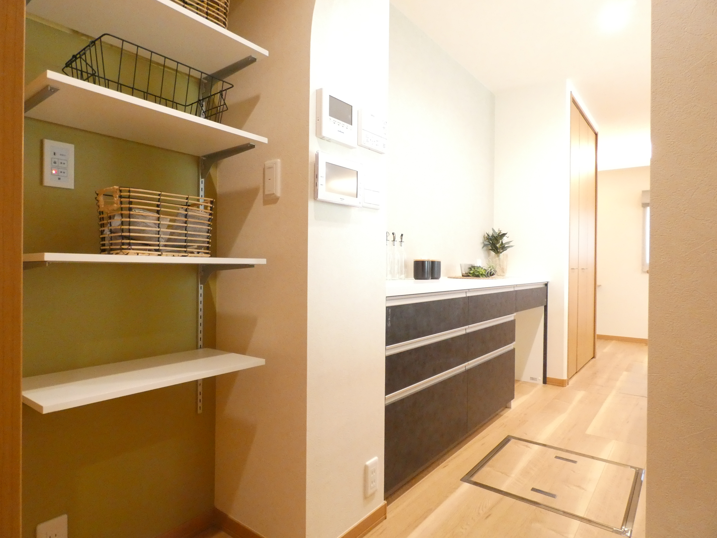 パントリーのあるキッチンです。（2026.2撮影）