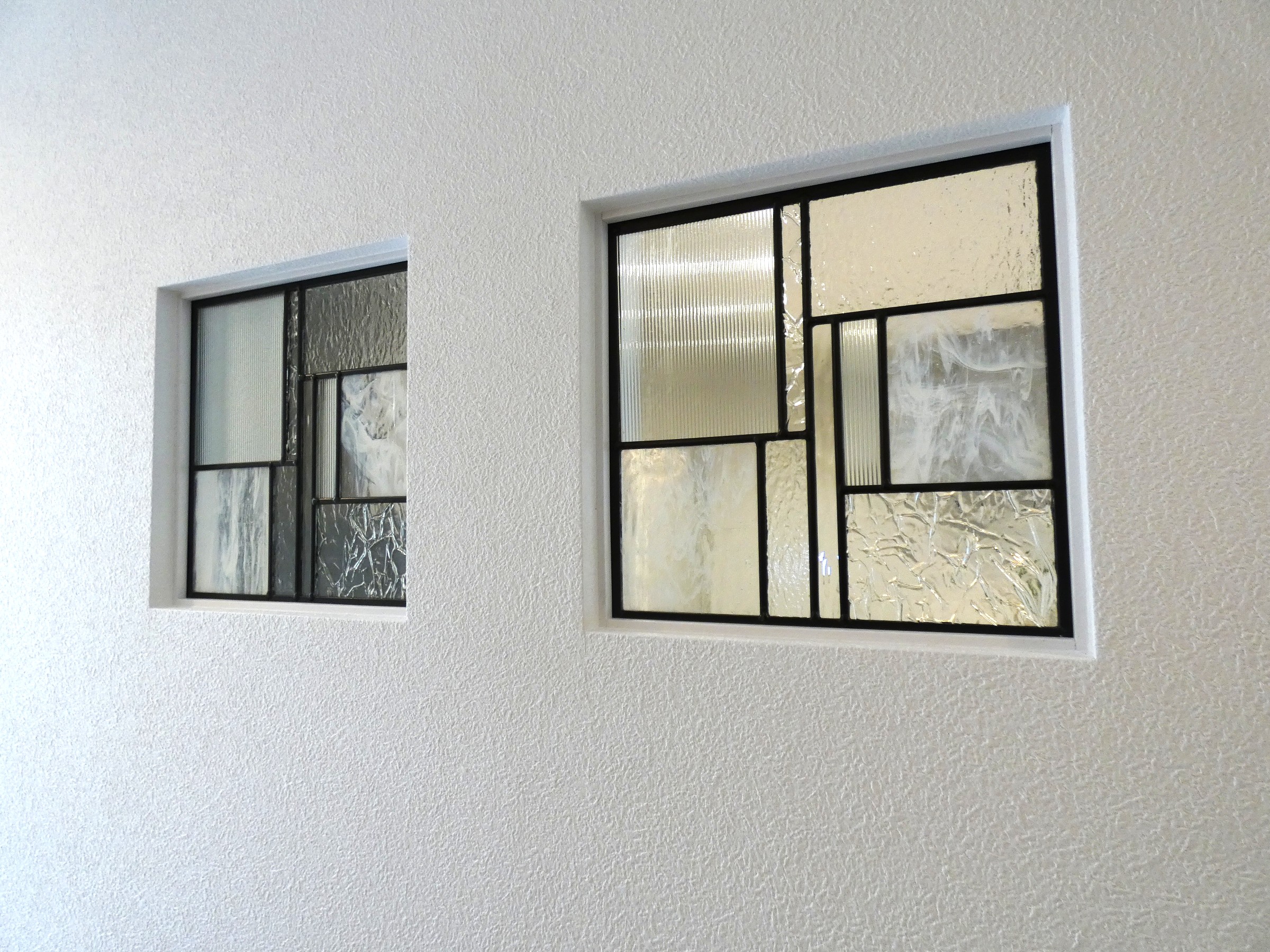 ステンドグラスを施工しております！（2026.2撮影）