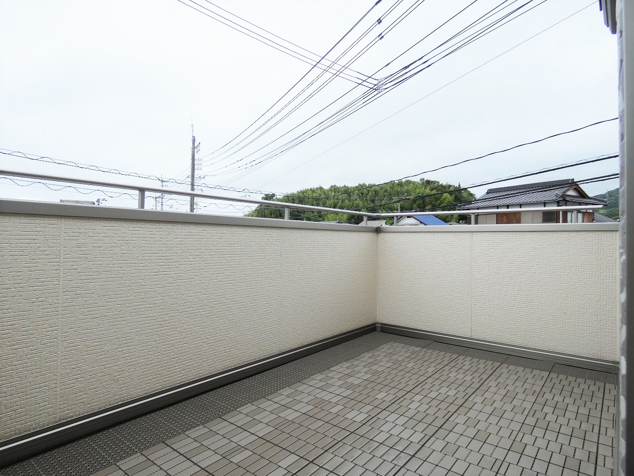 広々としたバルコニーです。（2025.07撮影）