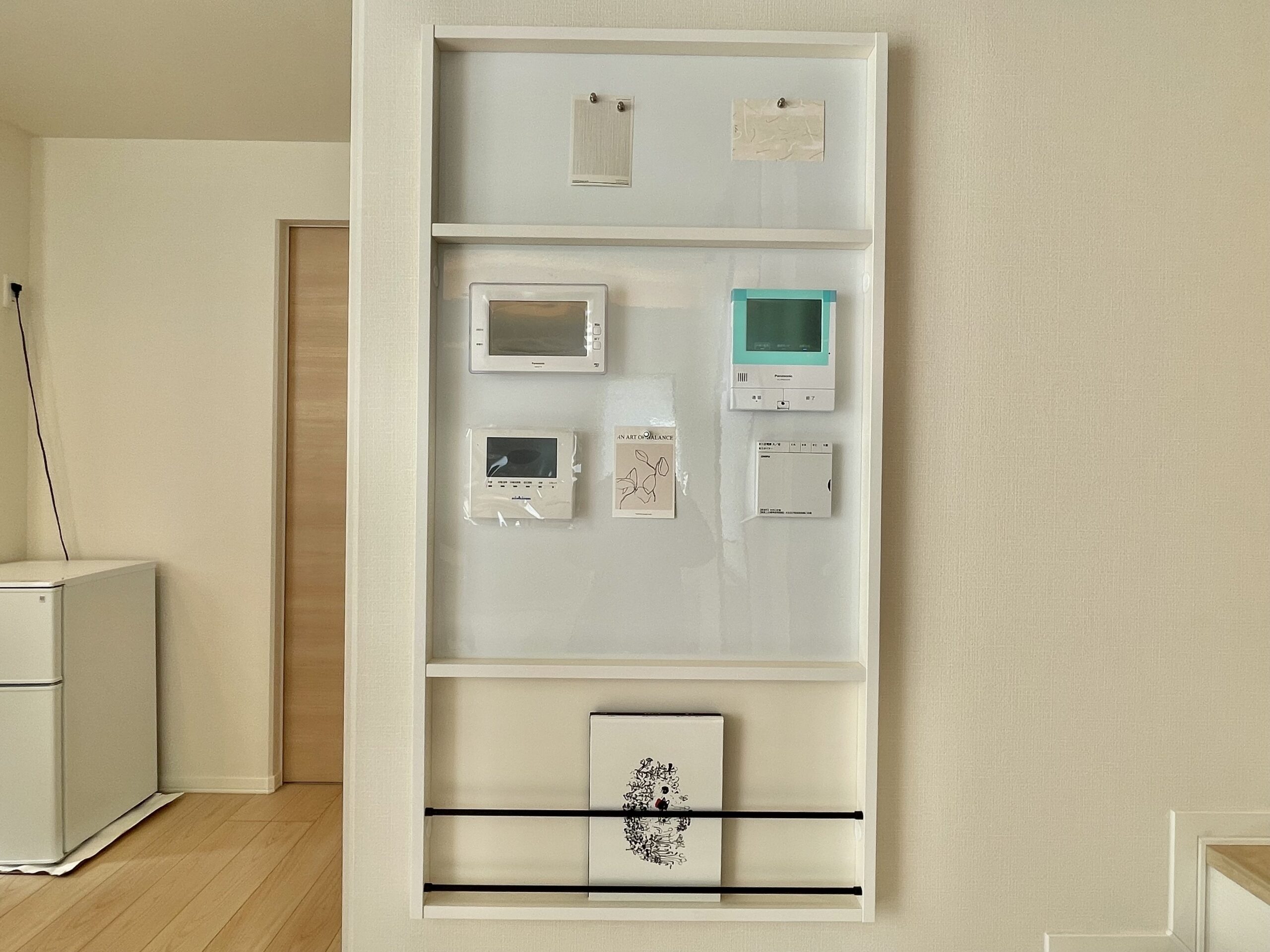 スマートホームニッチでリモコン類も便利にまとめました♪