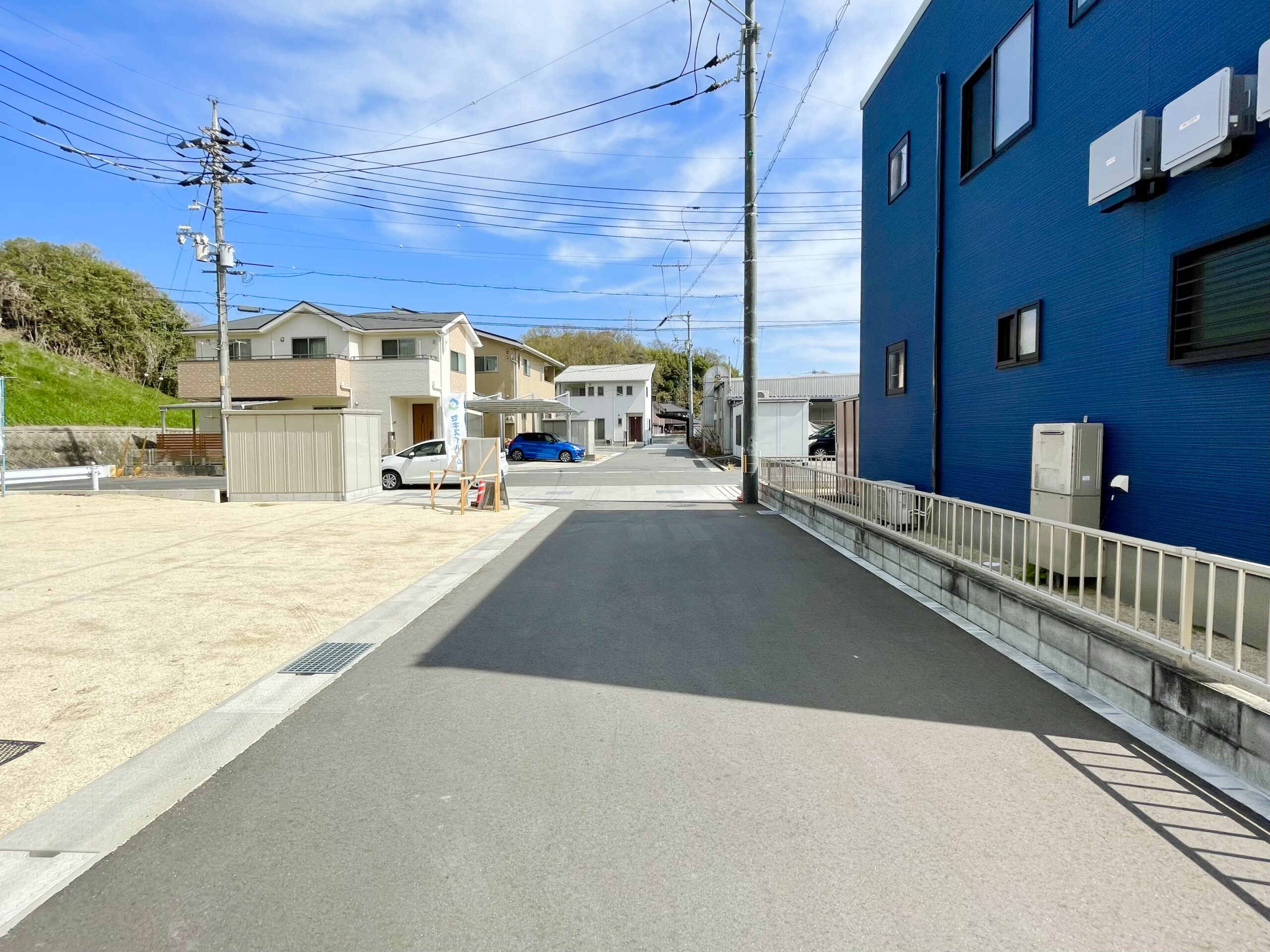 団地内道路幅６ｍで安心です（撮影日：2025年3月）