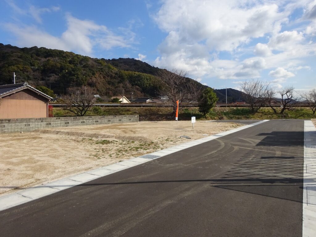 １区画分譲中です。