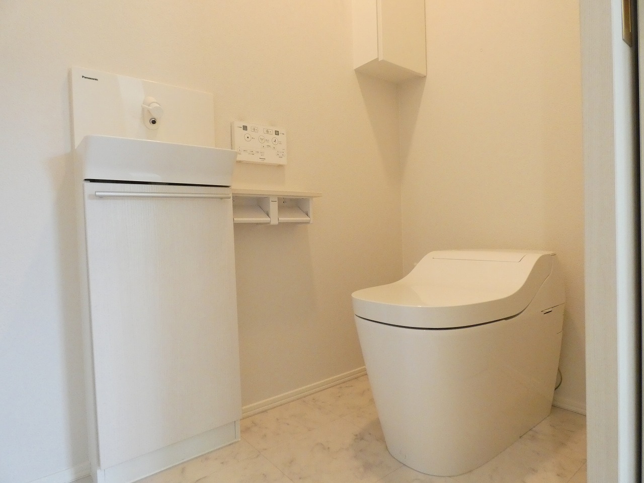 タンクレストイレを採用しました。（2025.08撮影）