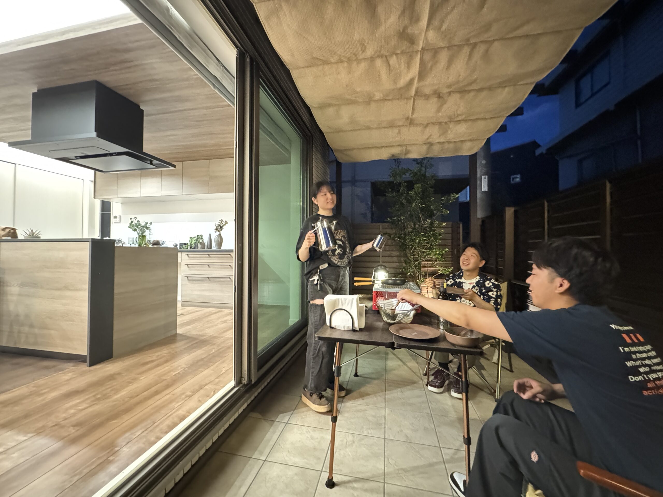 家族や友達とホームパーティーの会場に♪