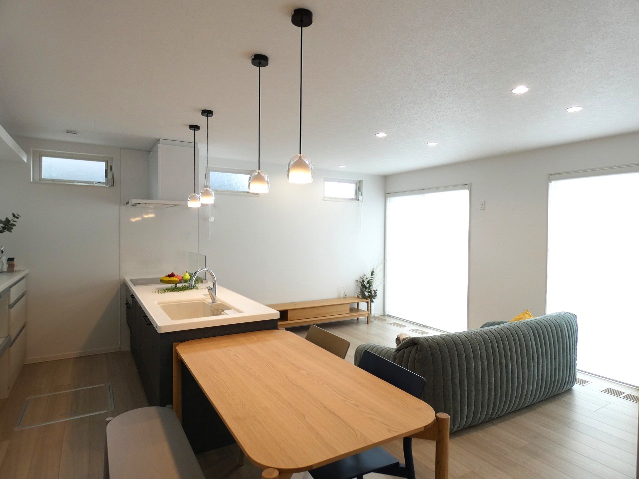 こだわりのダイニングセットです。（2025.11撮影）