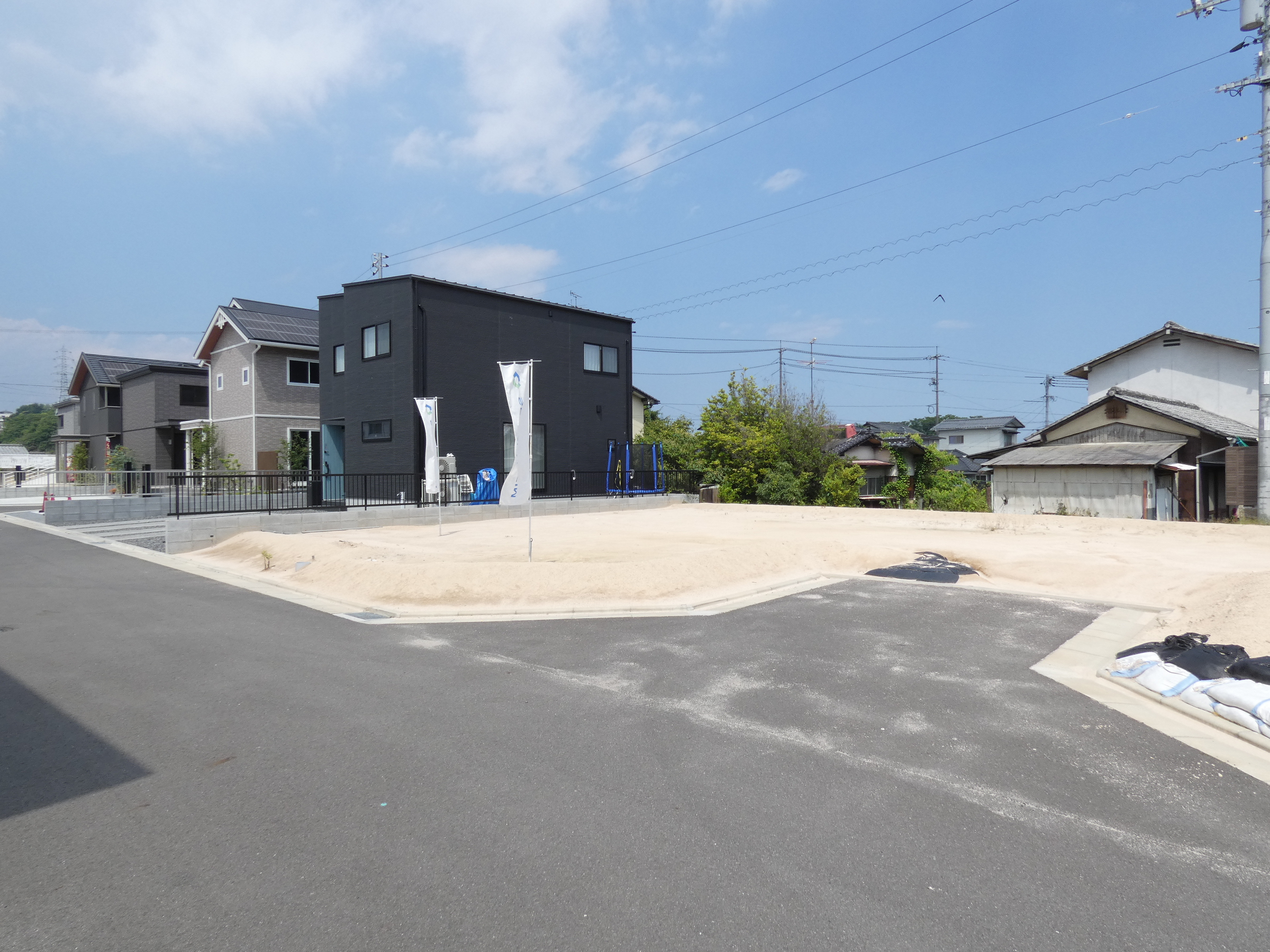 1区画分譲中です。（2026.06撮影）