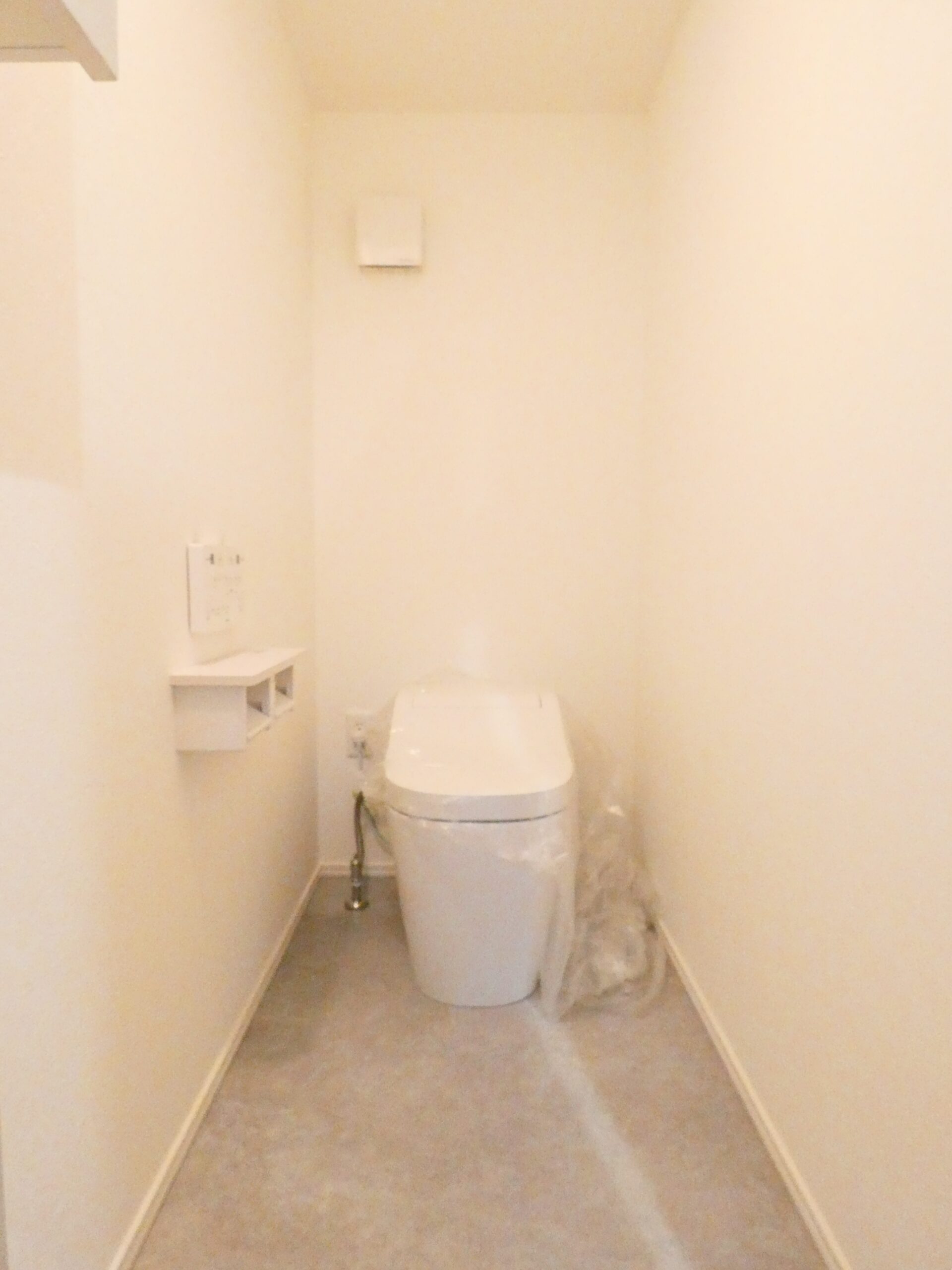 タンクレストイレを採用しました。