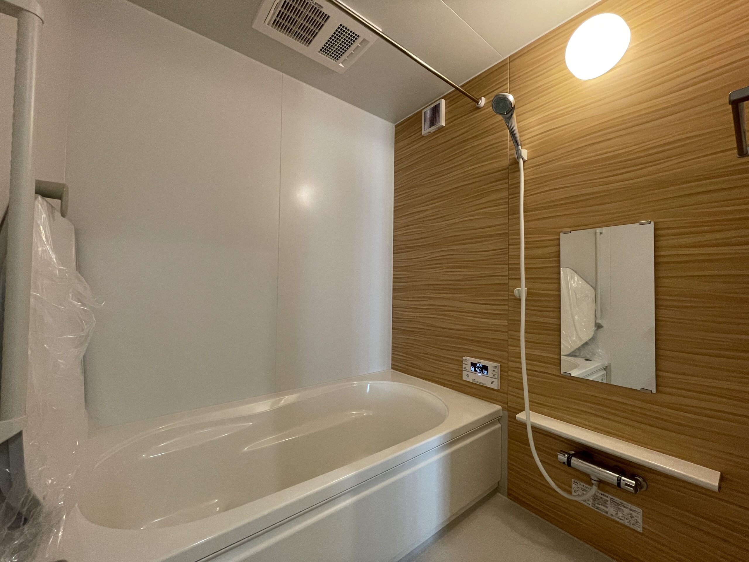 浴室乾燥機付きのお洒落なお風呂♪