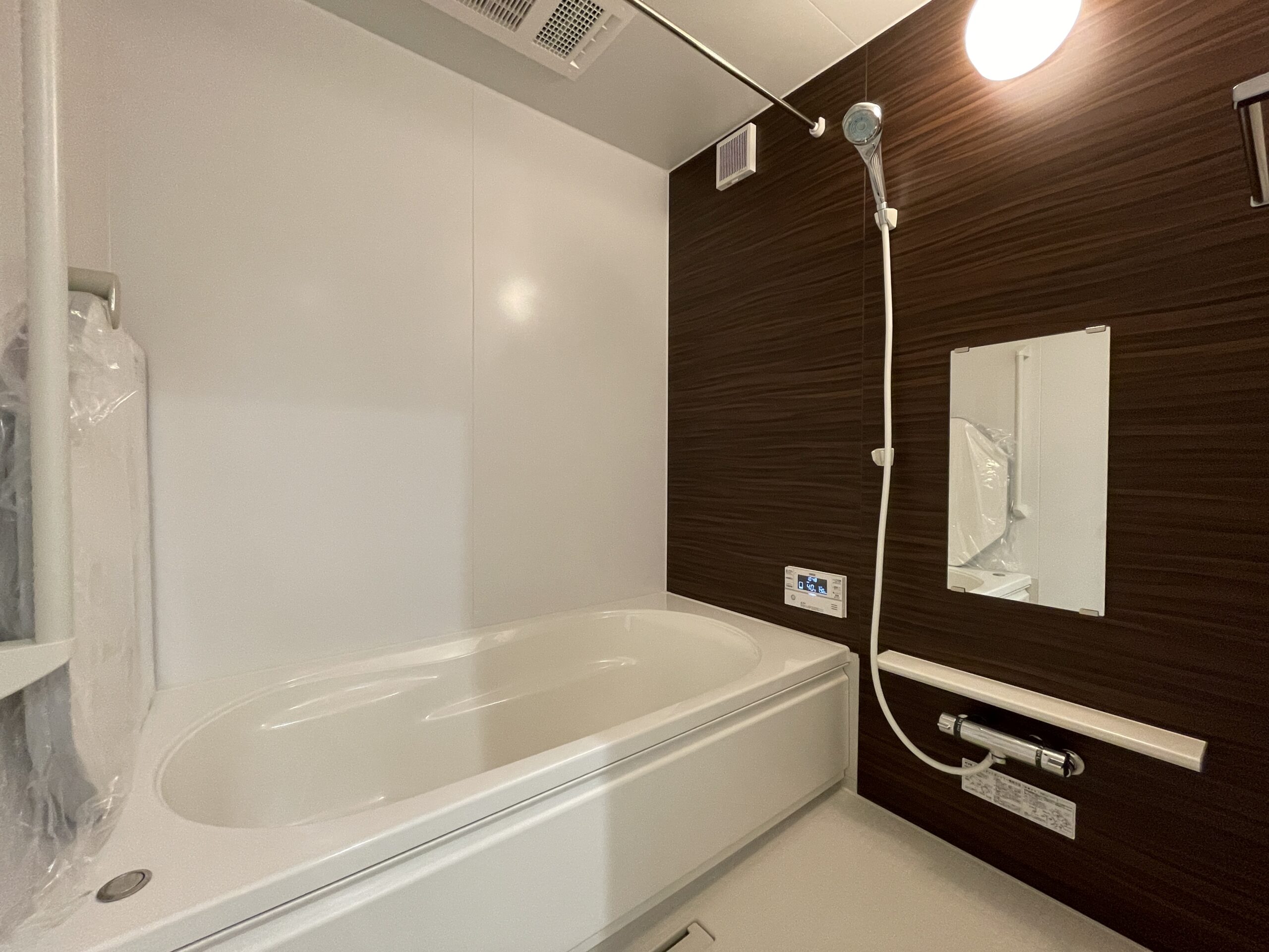 浴室もオシャレ♪浴室乾燥機も完備