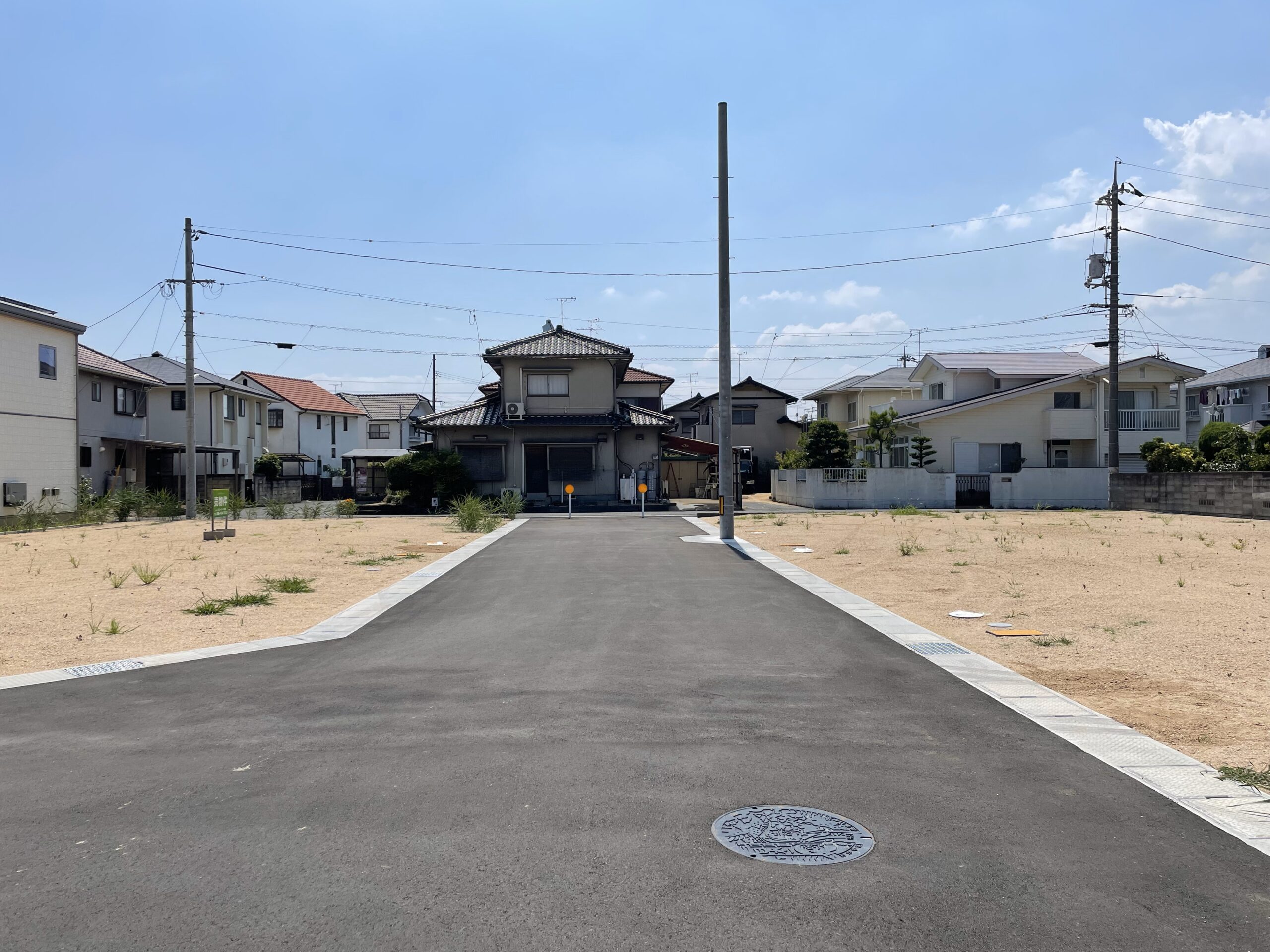 前面道路6ｍございますので駐車もしやすい土地になります！