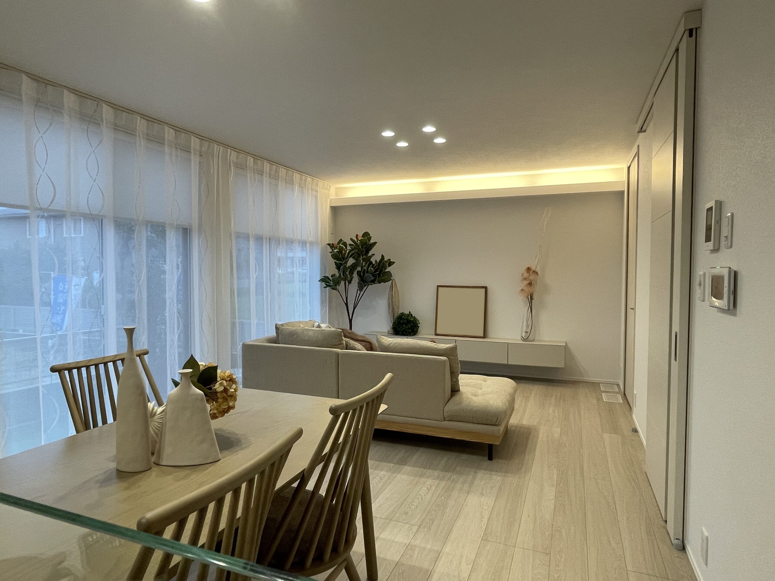 UHP片山５号地内観